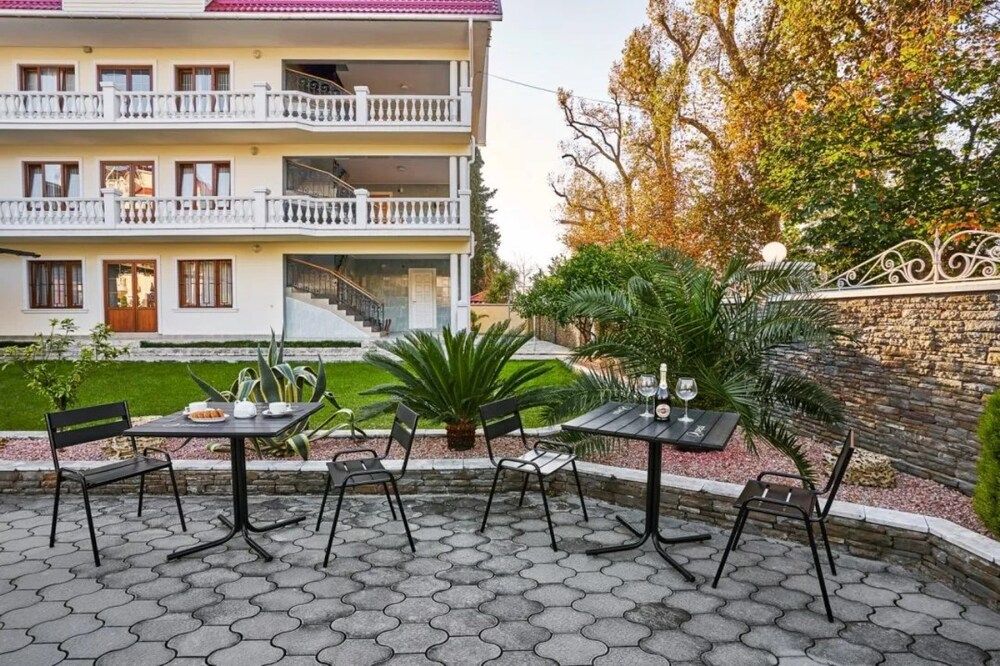 ELLIS, гостевой дом - 8