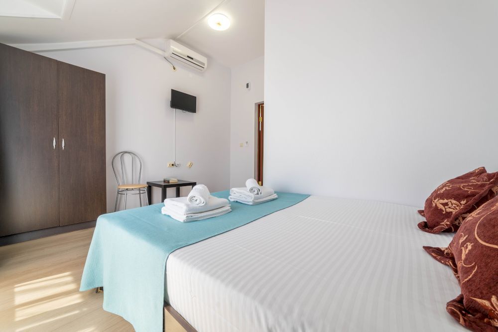 ПИРАТСКАЯ ПРИСТАНЬ, гостевой дом - 45