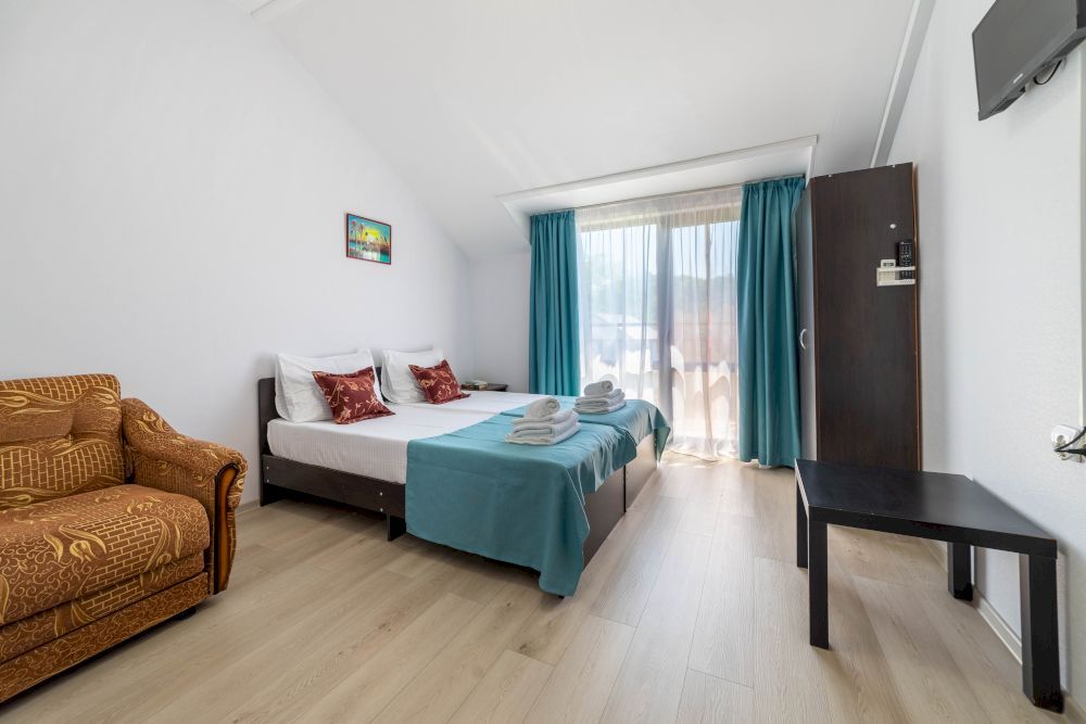 ПИРАТСКАЯ ПРИСТАНЬ, гостевой дом - 37