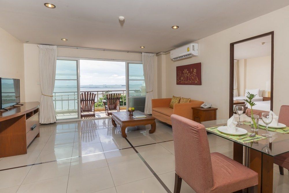 BELLA VILLA CABANA - 182