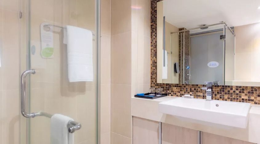 SHILAT AVENUE PATTAYA (ex. CENTARA LIFE AVENUE HOTEL) - 37