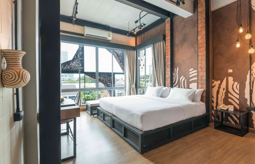 SEA CREST BY JOMTIEN - 12