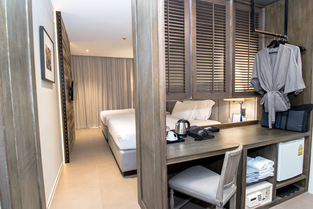 SUGAR MARINA RESORT CLIFFHANGER - 59