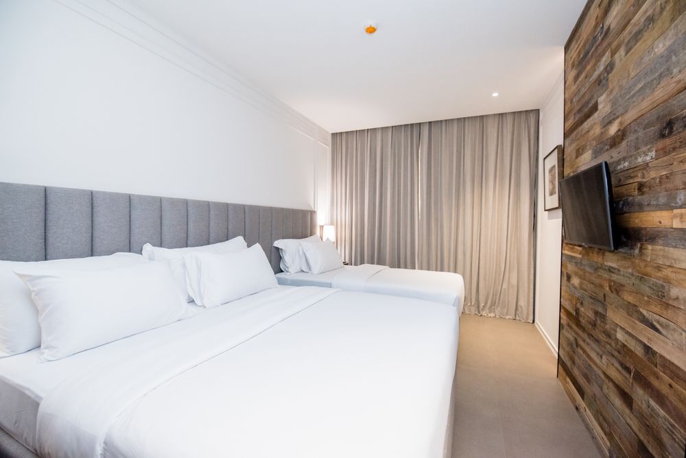 SUGAR MARINA RESORT CLIFFHANGER - 56