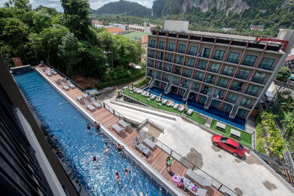 SUGAR MARINA RESORT CLIFFHANGER - 45