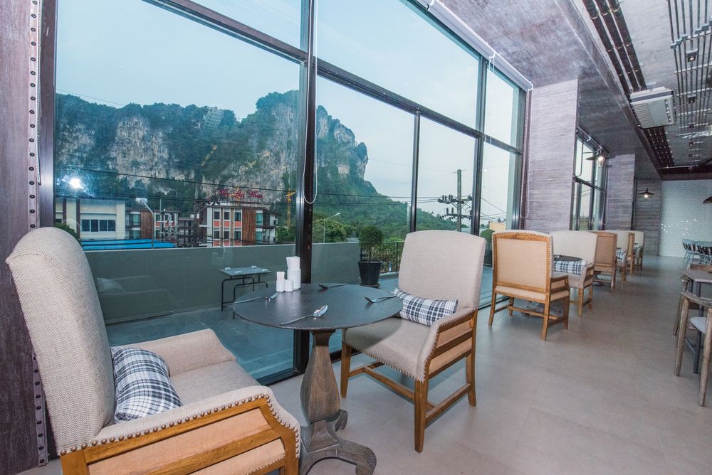 SUGAR MARINA RESORT CLIFFHANGER - 27