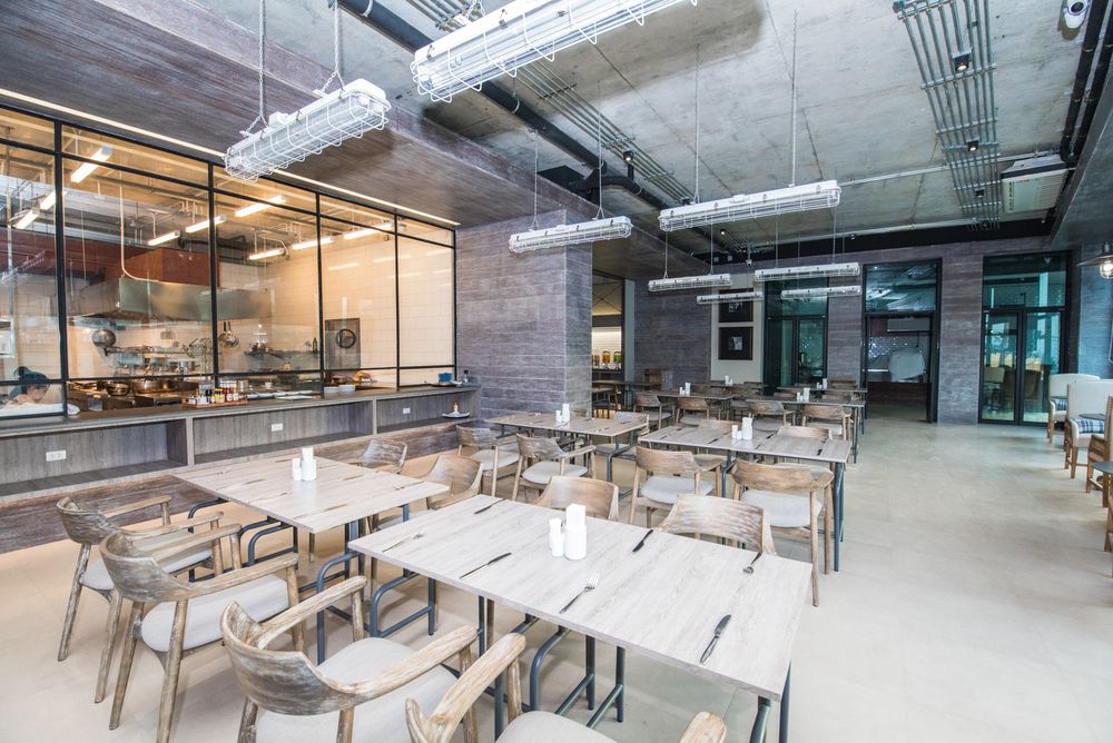 SUGAR MARINA RESORT CLIFFHANGER - 26