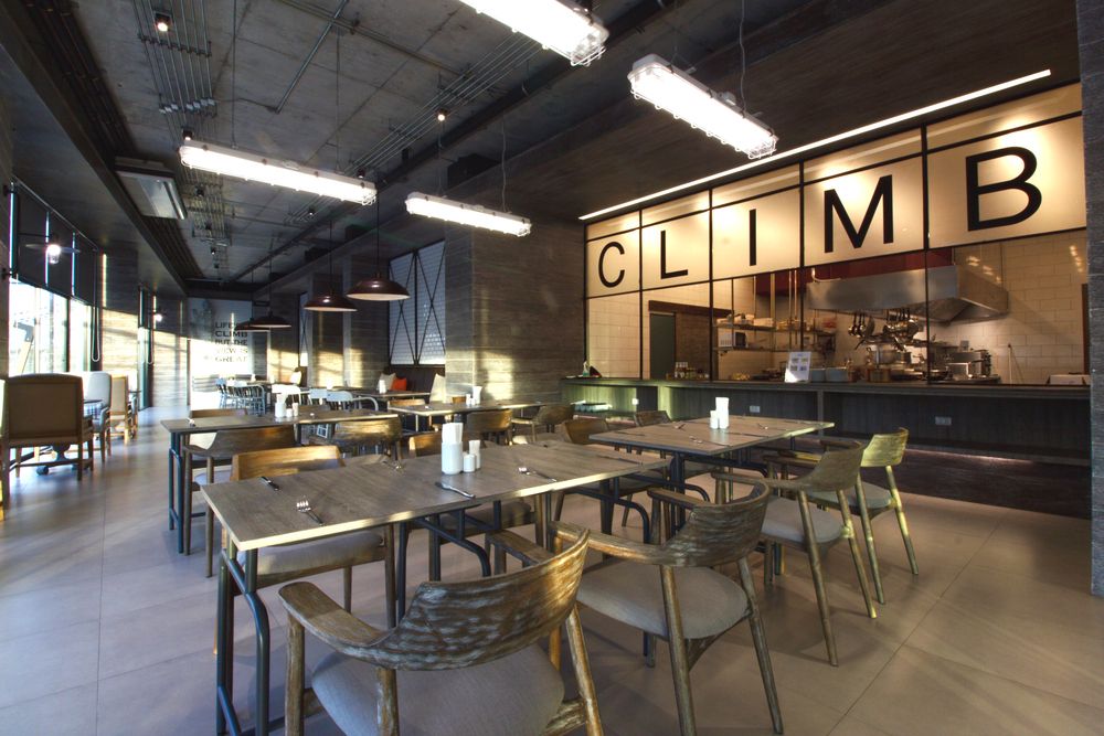 SUGAR MARINA RESORT CLIFFHANGER - 18