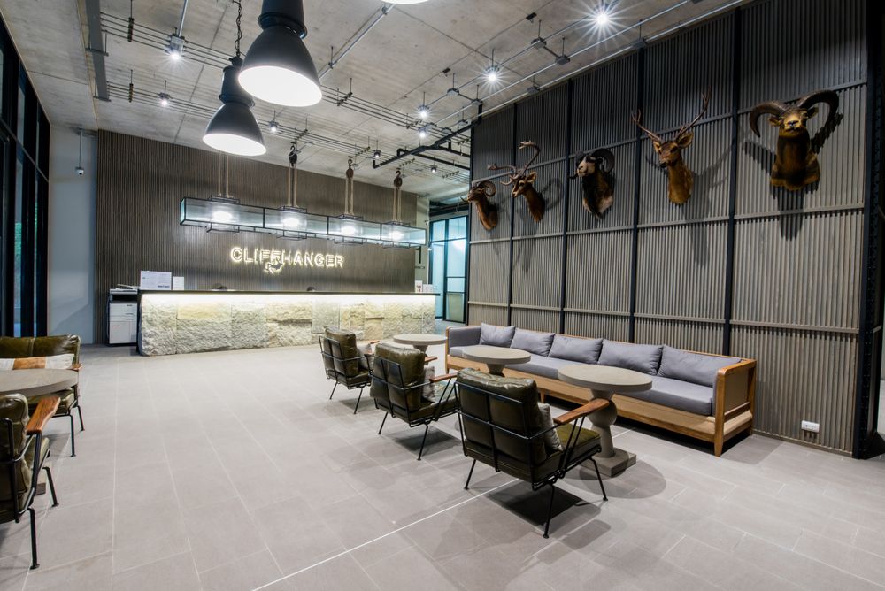 SUGAR MARINA RESORT CLIFFHANGER - 15