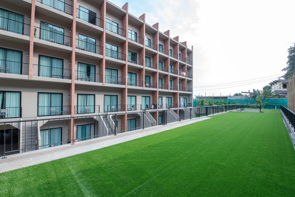 SUGAR MARINA RESORT CLIFFHANGER - 14