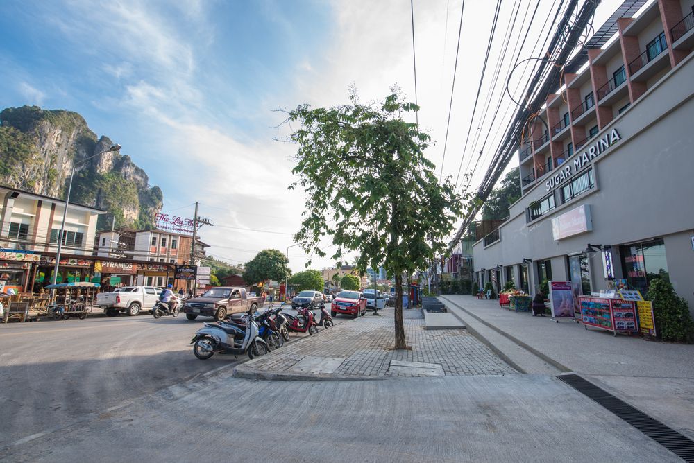 SUGAR MARINA RESORT CLIFFHANGER - 3