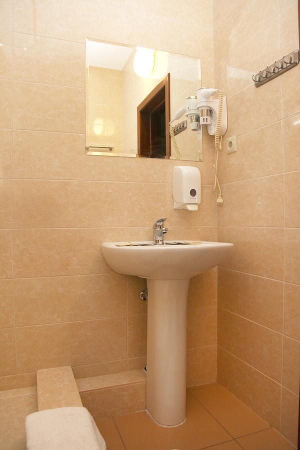 ЛЭНСИС, гостевой дом - 25