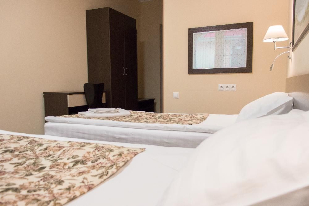 СИАР (бывш. НА УЛ. ЛЕНИНА 172), гостевой дом (размещение детей с 3 лет) - 25