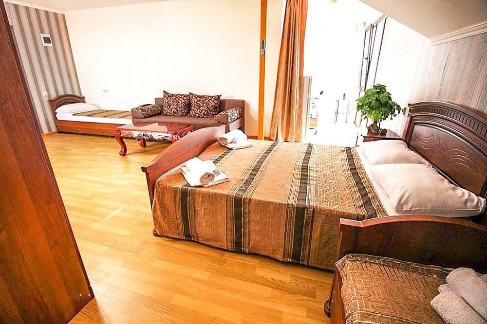 ТРИ ПАЛЬМЫ, отель - 17