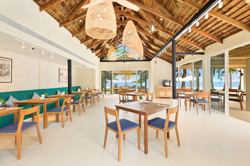 OUTRIGGER KHAO LAK BEACH RESORT - 25