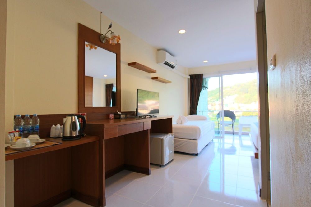 GOOD NICE HOTEL - 35