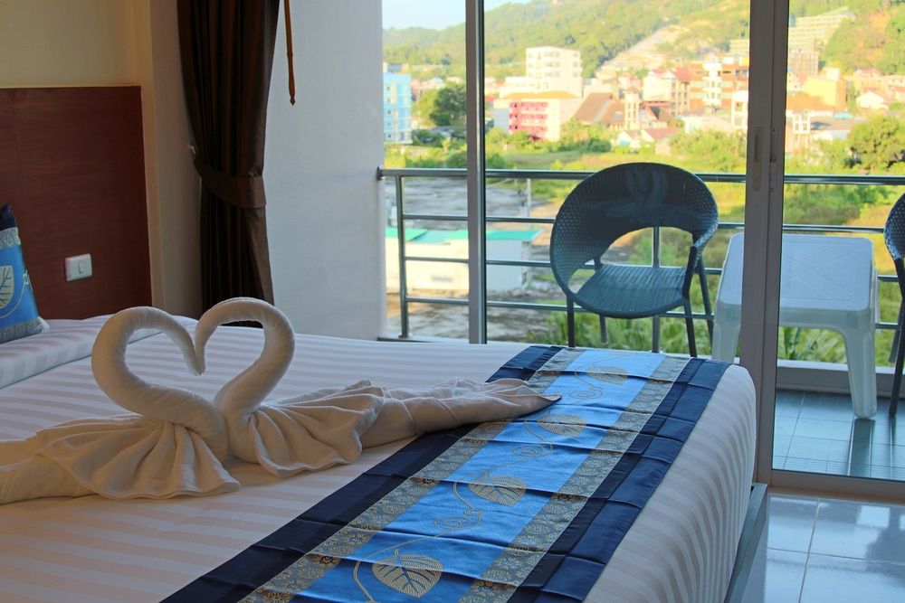 GOOD NICE HOTEL - 31