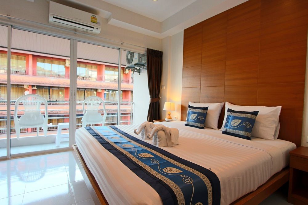 GOOD NICE HOTEL - 27