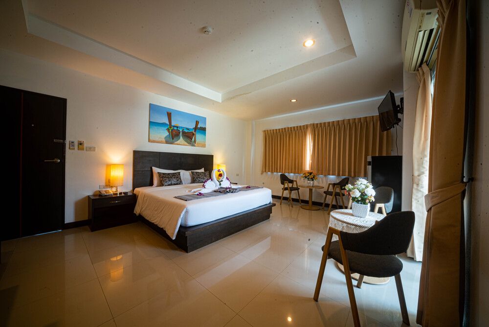 Q VICTORY PATONG - 20