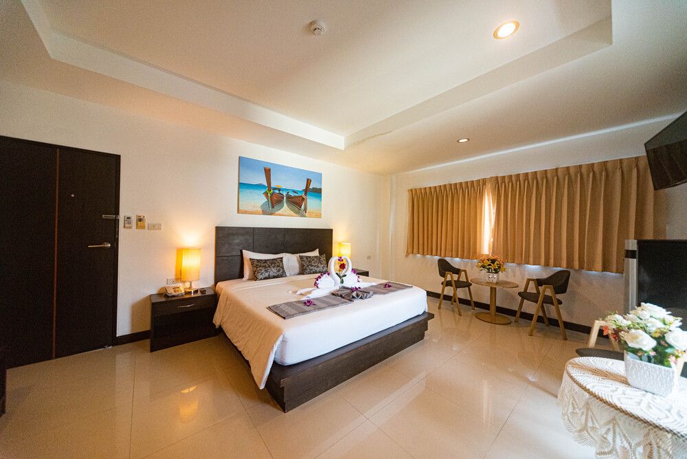 Q VICTORY PATONG - 19