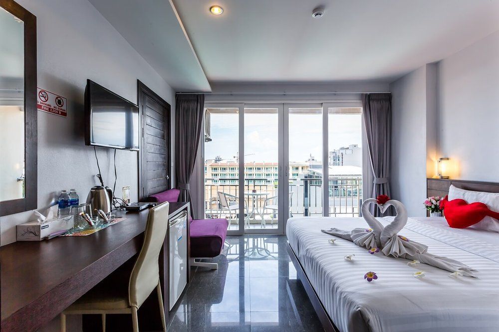 77 BANGLA HOTEL - 35