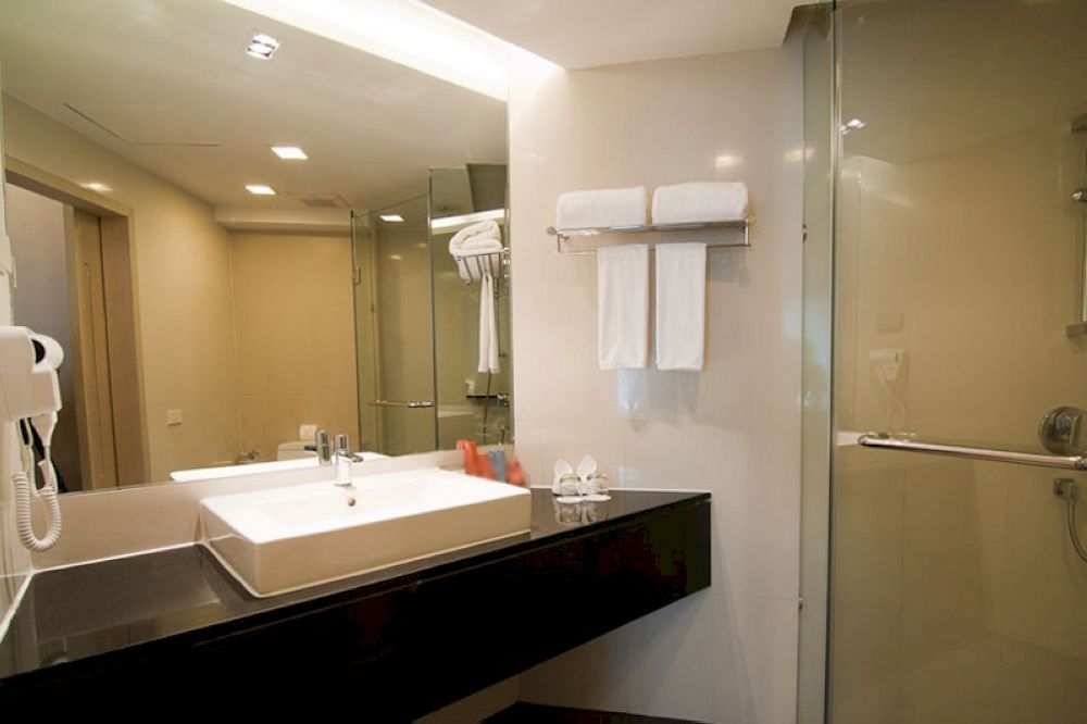 THE ASHLEE HEIGHTS PATONG HOTEL & SUITES - 62