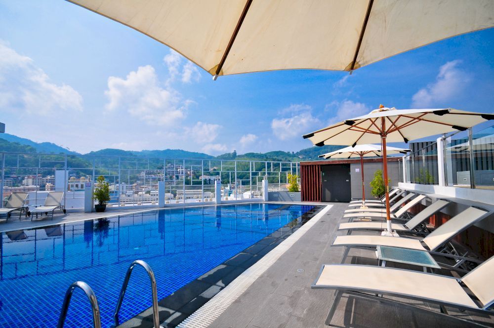 THE ASHLEE HEIGHTS PATONG HOTEL & SUITES - 16