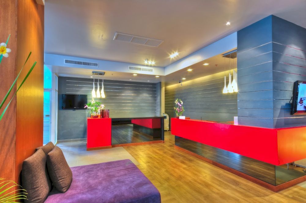 THE ASHLEE HEIGHTS PATONG HOTEL & SUITES - 4