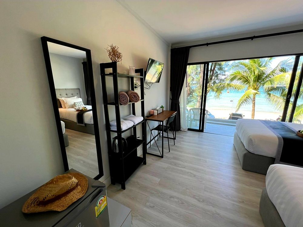THAI KAMALA BEACH FRONT - 5