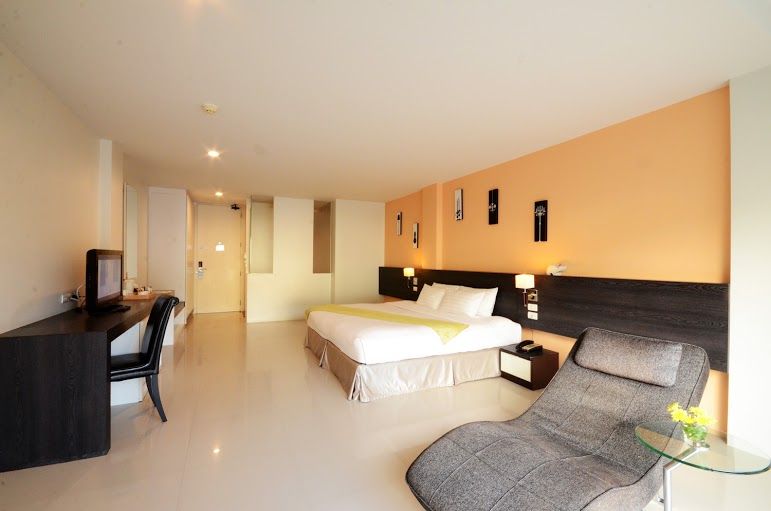 THE LANTERN RESORT PATONG - 27