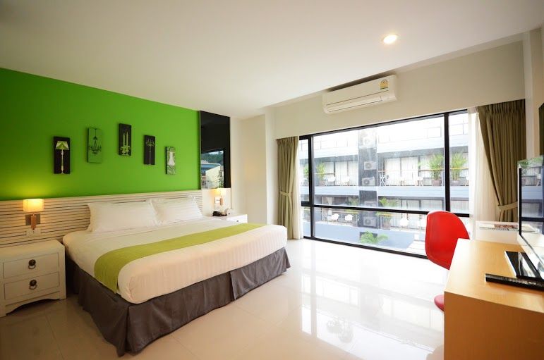 THE LANTERN RESORT PATONG - 22