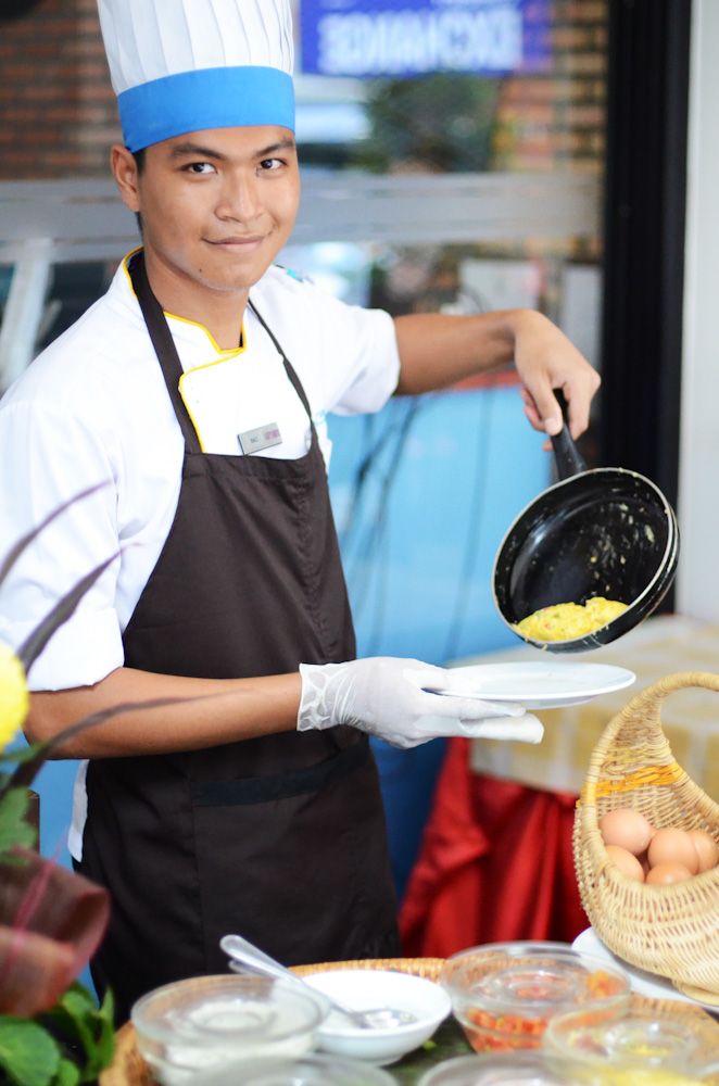 THE LANTERN RESORT PATONG - 13