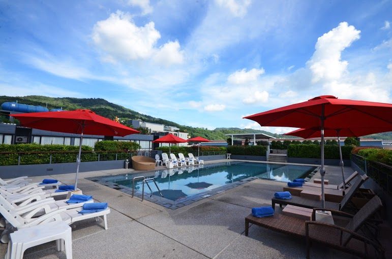 THE LANTERN RESORT PATONG - 7