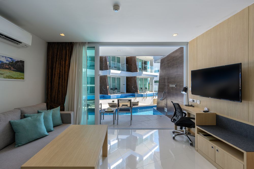 THE BEACHFRONT HOTEL PHUKET - 80