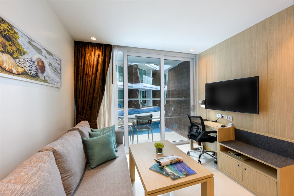 THE BEACHFRONT HOTEL PHUKET - 73