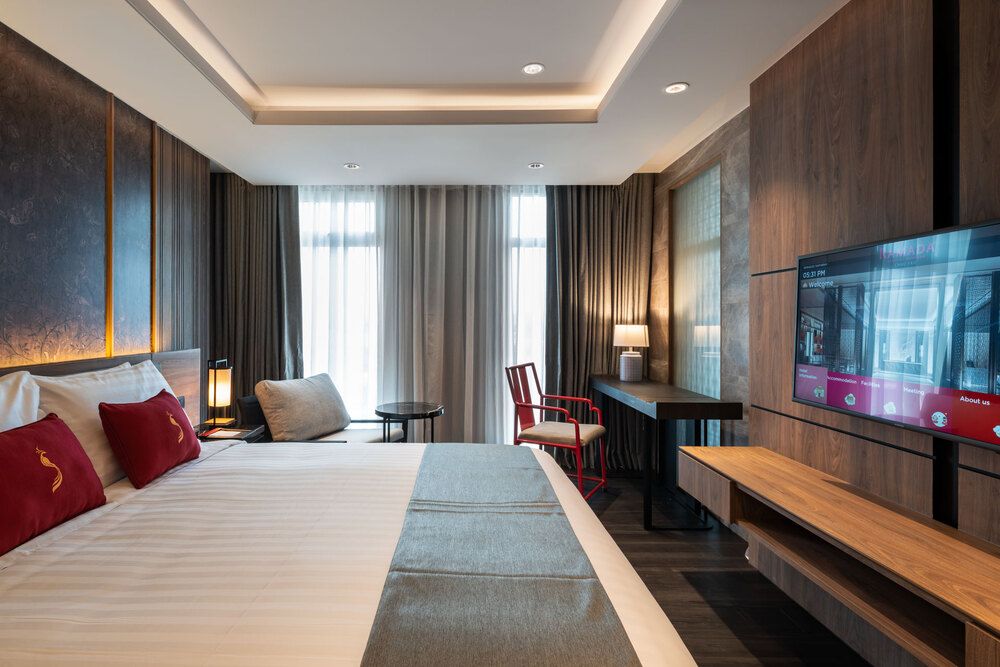 RAMADA PLAZA BY WYNDHAM CHAO FAH  - 125