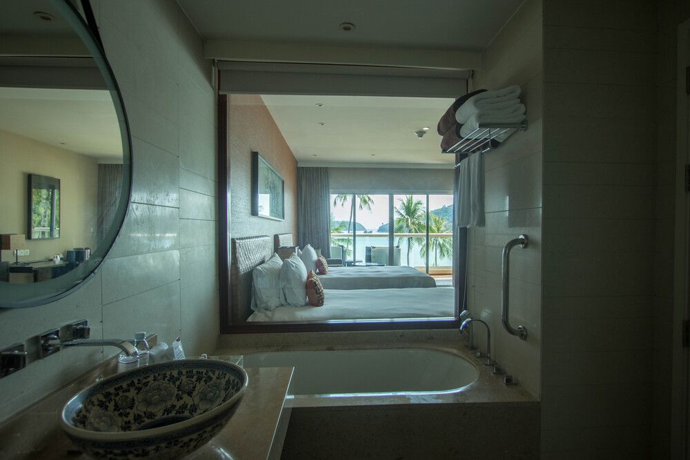 PHUKET PANWA BEACHFRONT RESORT - 306