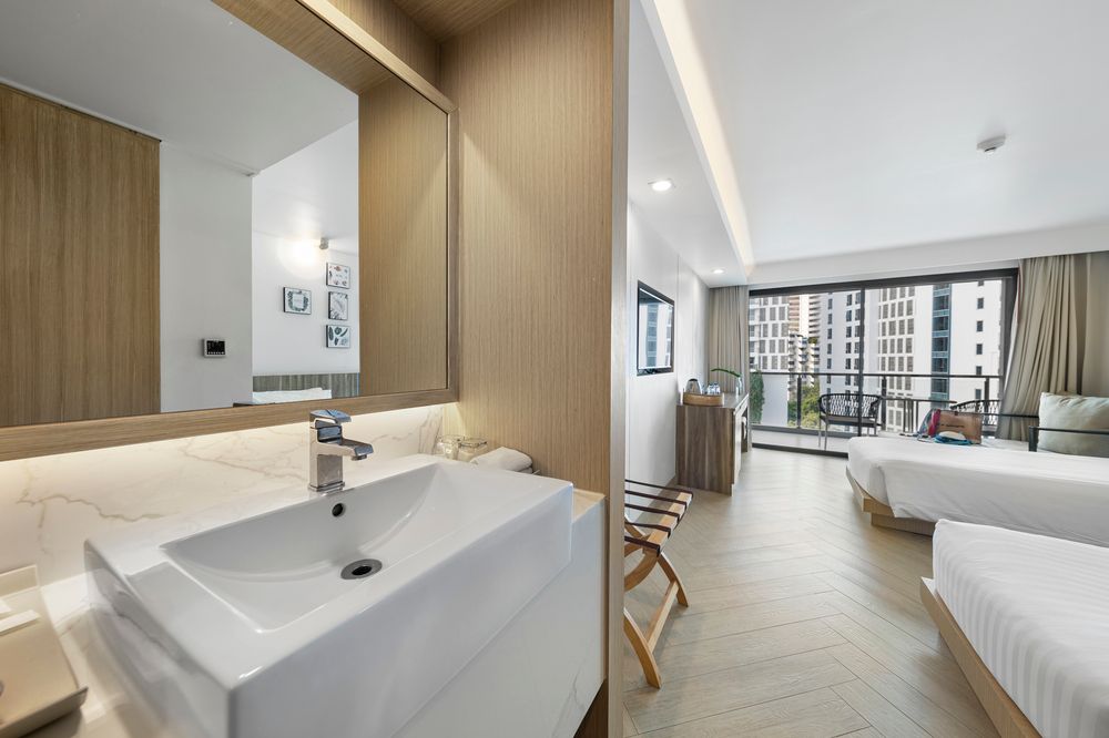 GOLDEN TULIP PATTAYA - 31