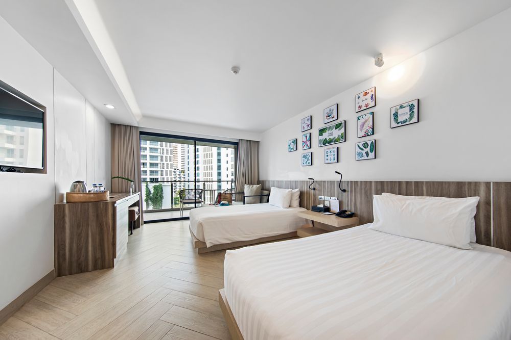 GOLDEN TULIP PATTAYA - 30