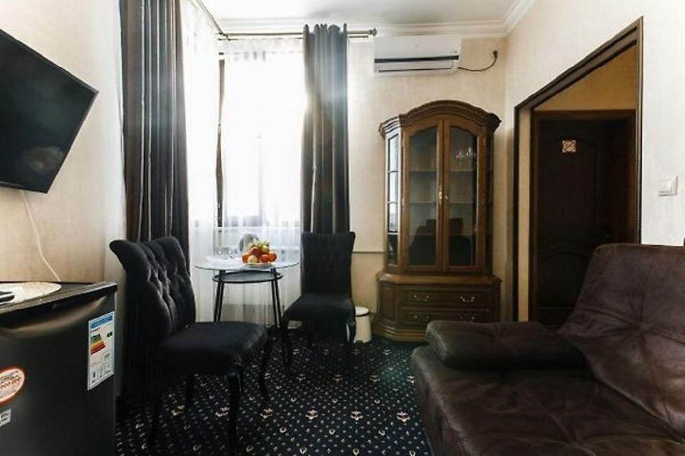 FAMILY HOLIDAY HOTEL, гостевой дом - 33