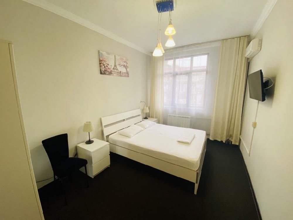 FAMILY HOLIDAY HOTEL, гостевой дом - 16