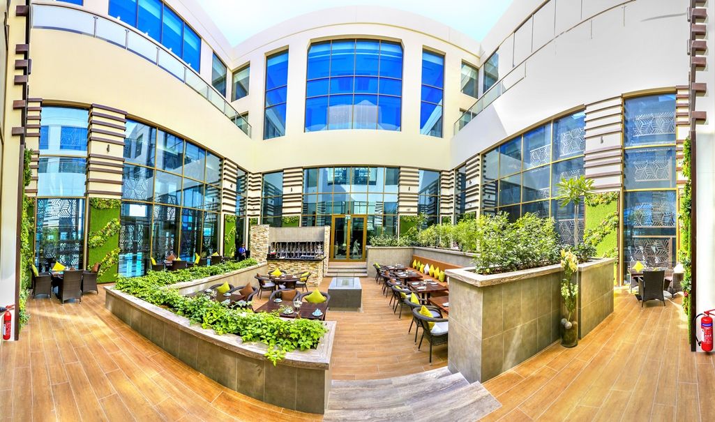 METROPOLITAN HOTEL DUBAI - 13