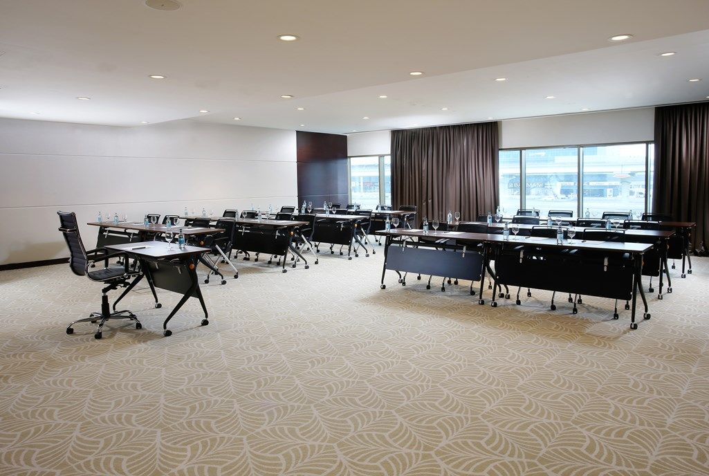 METROPOLITAN HOTEL DUBAI - 28