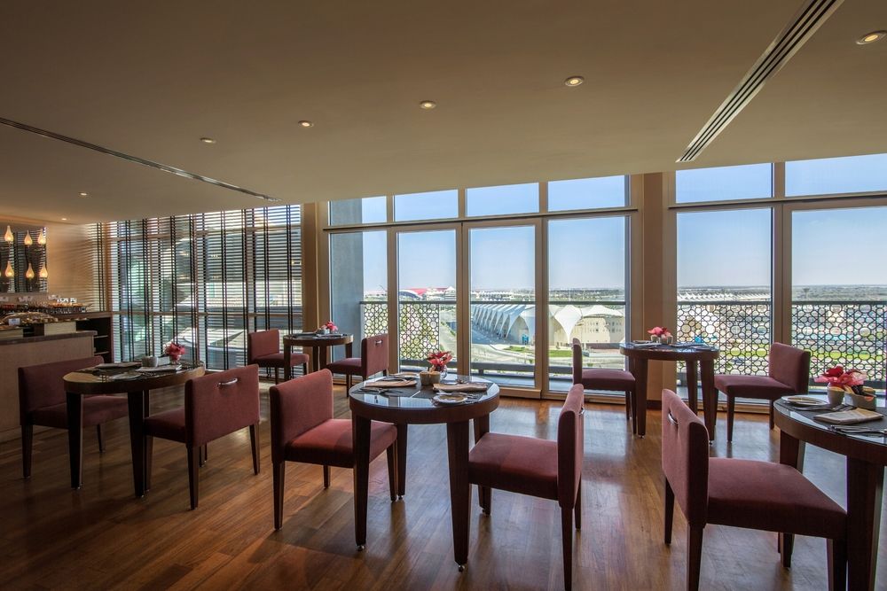 YAS PLAZA MARINA (ex. YAS ISLAND ROTANA) - 36