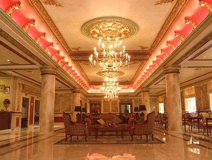 ROYAL ASCOT HOTEL - 9