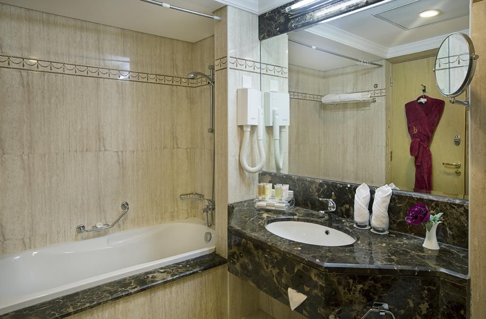 CITY SEASONS HOTEL DUBAI - 18