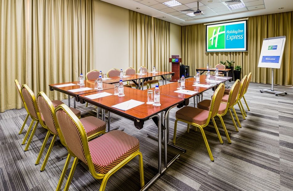 HOLIDAY INN EXPRESS, DUBAI JUMEIRAH - 5
