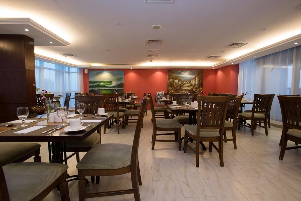 FIRST CENTRAL HOTEL SUITES - 11