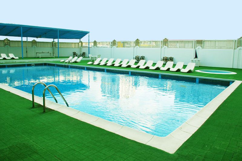 AL BUSTAN HOTEL FLATS - 3