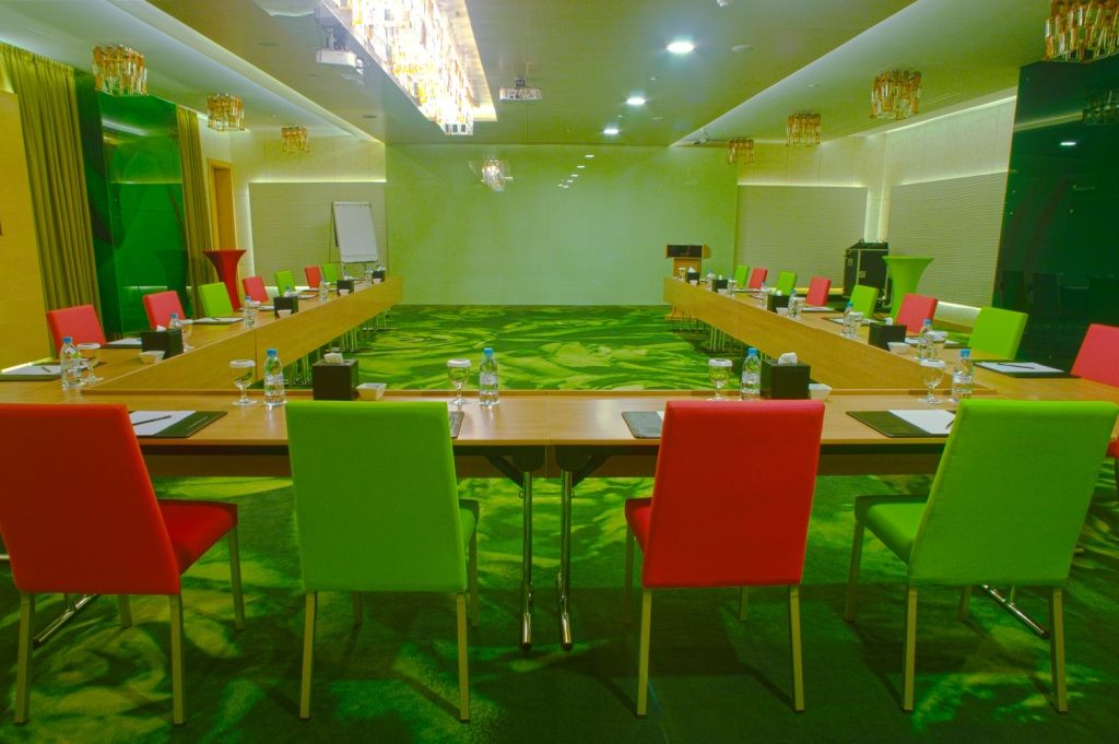 AL KHOORY EXECUTIVE HOTEL - AL BADA LLC - 8